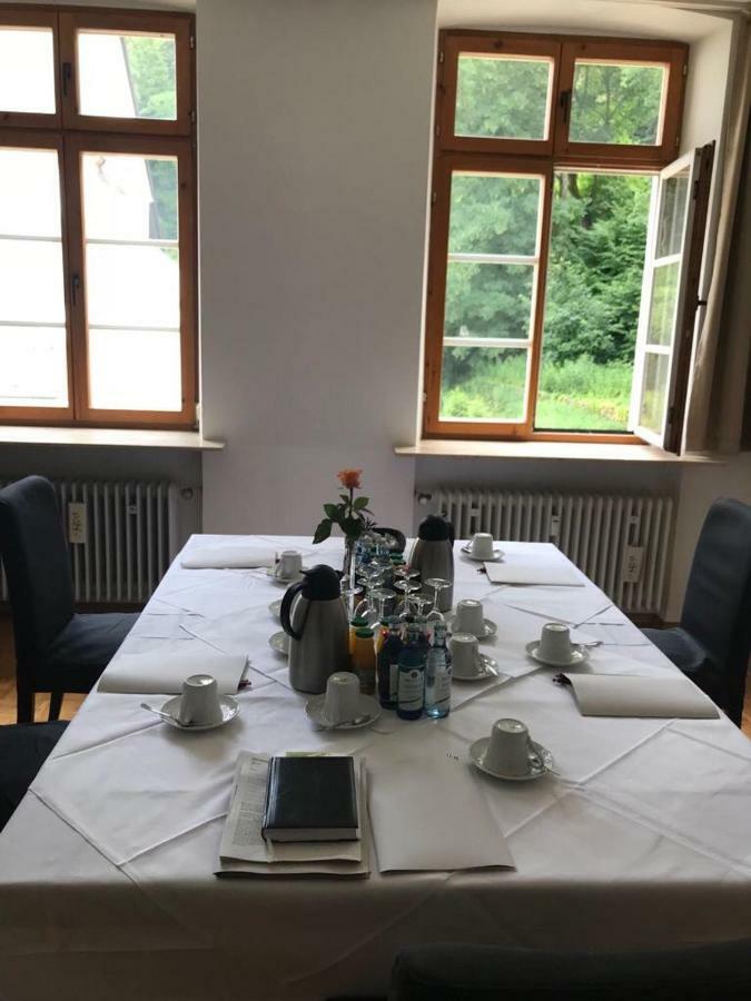 Gaestehaus Der Abtei Sayn Bendorf Exterior foto